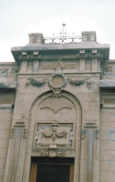 Detalle de decoración de la fachada de la casona.